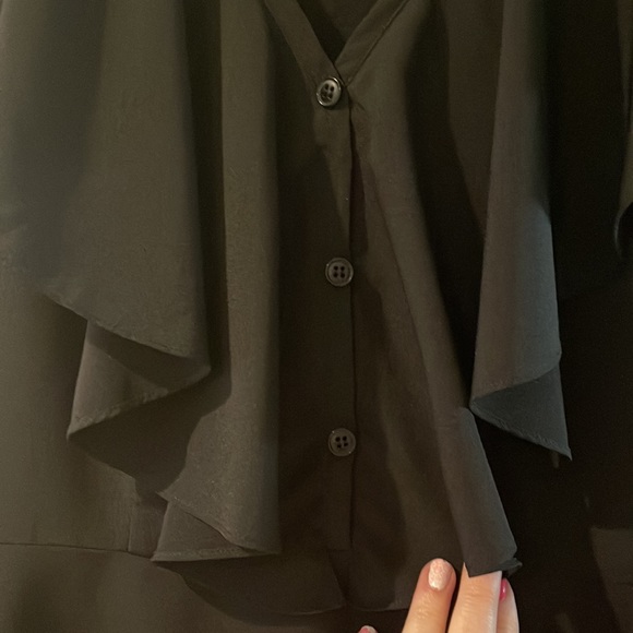 Lark & Ro V-Neck Ruffle Fit and Flare Dress - Picture 6 of 9